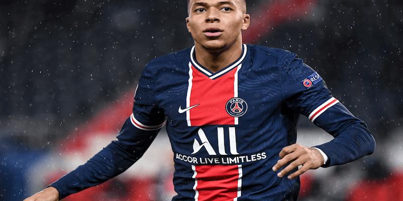 Cầu thủ tốc độ Mbappe